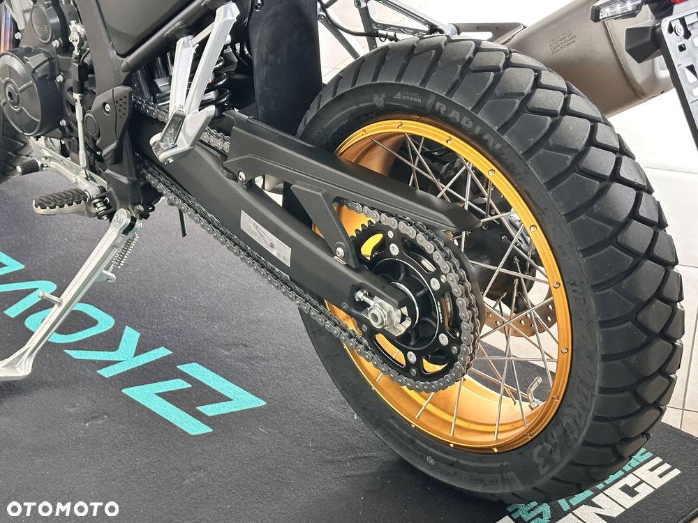 KOVE 800X Touring - 19
