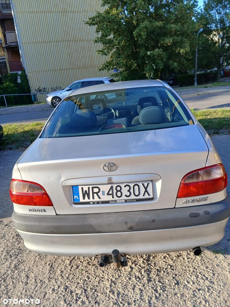 Toyota Avensis 1.8 VVT-i Terra Plus - 4