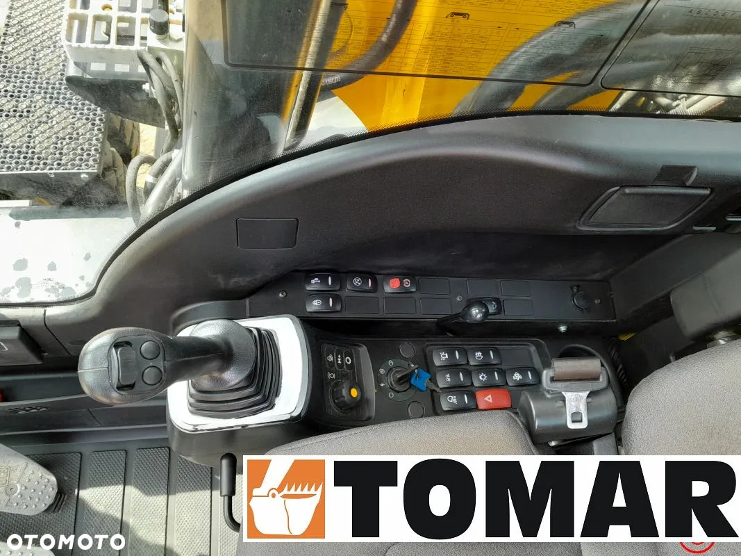JCB JS145W - 32
