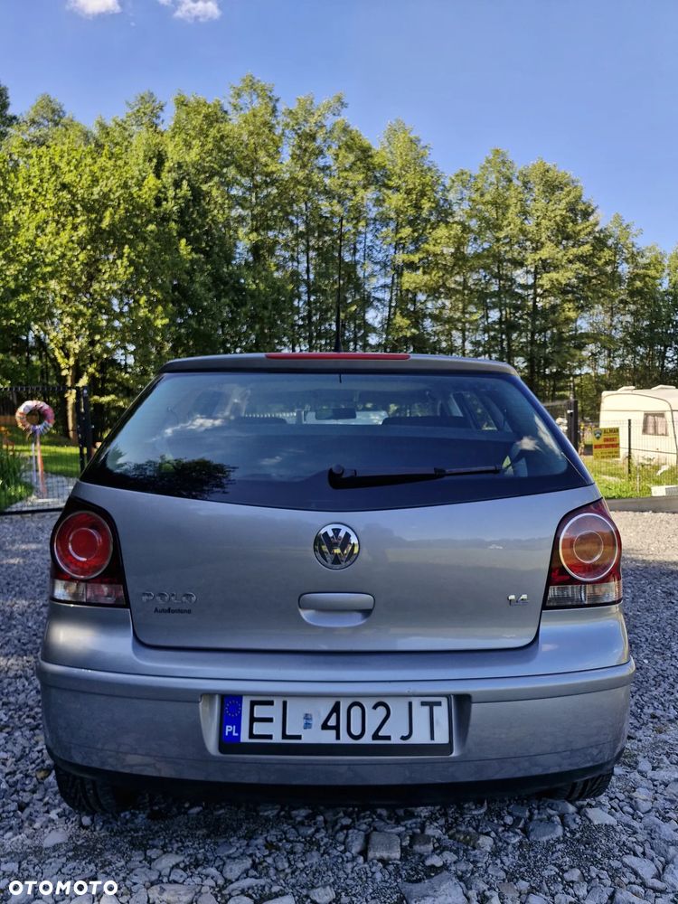 Volkswagen Polo 1.4 16V Comfortline - 5