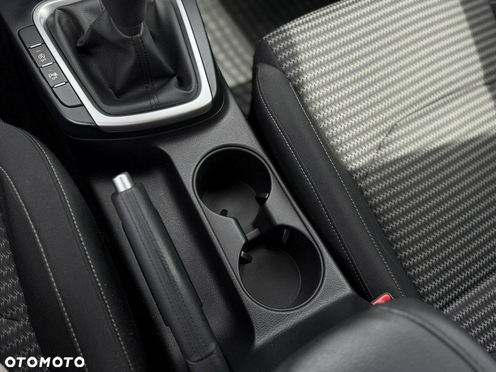 Kia XCeed 1.5 T-GDI M - 24