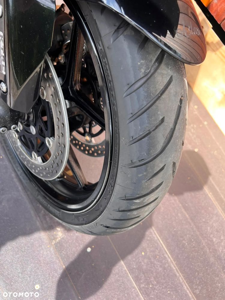 Kawasaki Ninja 1000 SX - 21