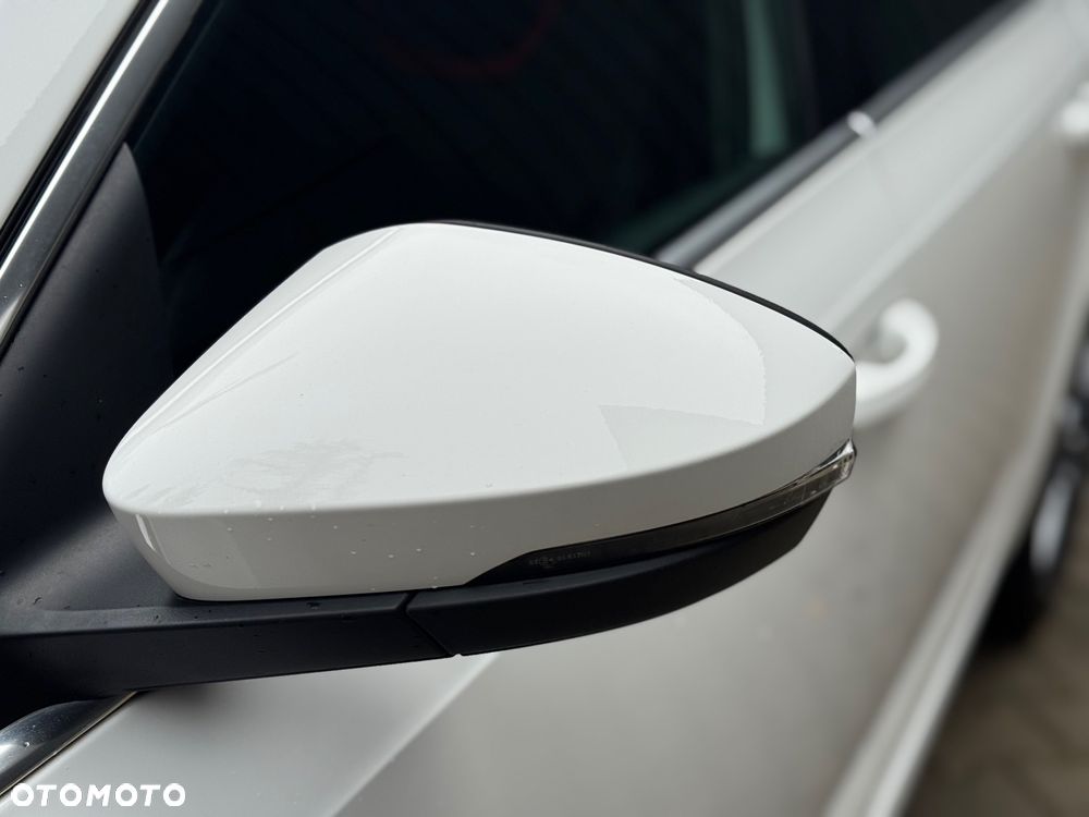 Skoda Octavia 2.0 TDI DSG RS - 20