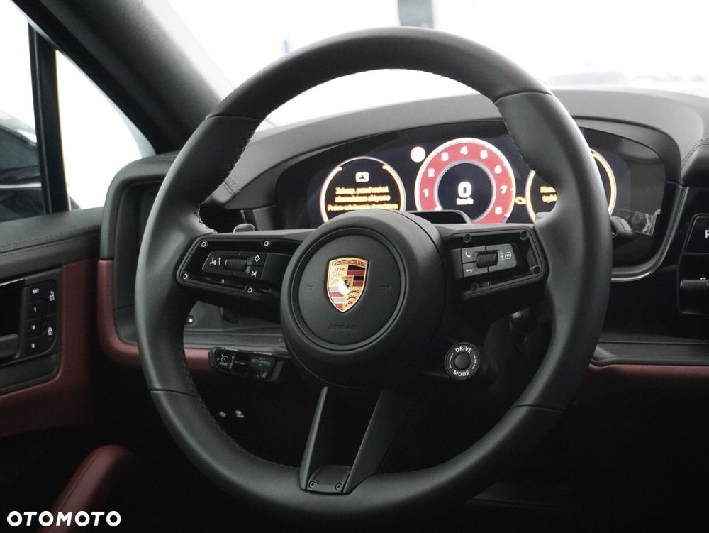 Porsche Cayenne Black Edition - 36