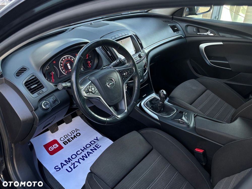 Opel Insignia - 11