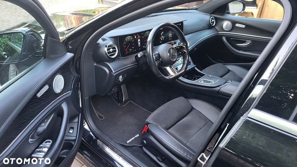 Mercedes-Benz Klasa E 220 d 4-Matic AMG - 17