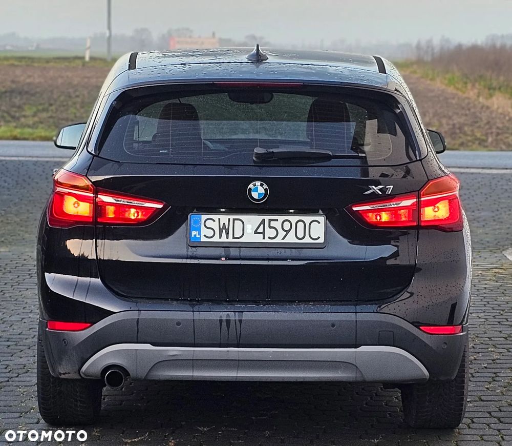 BMW X1 xDrive18d - 6