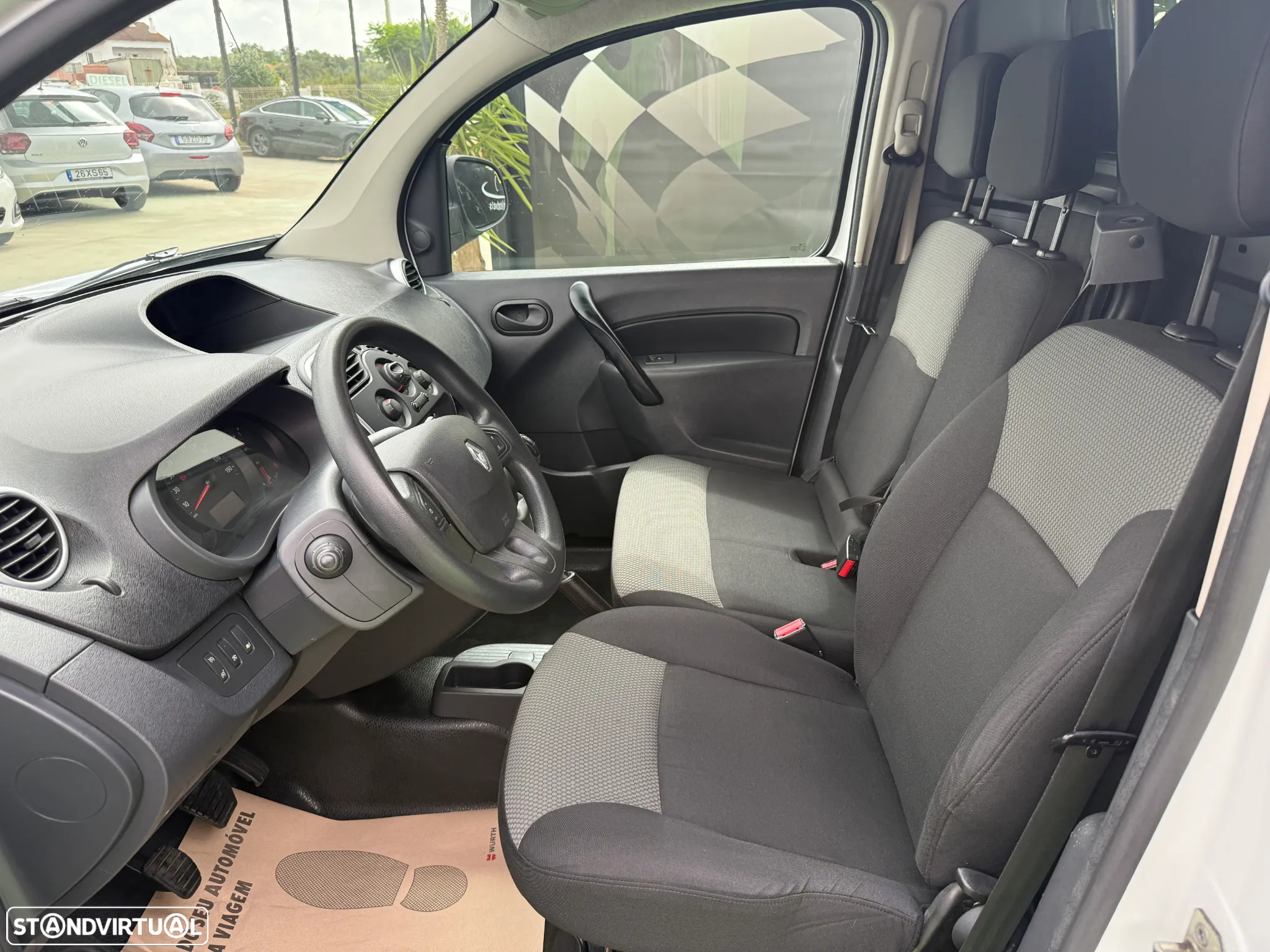 Renault KANGOO 3L - 24