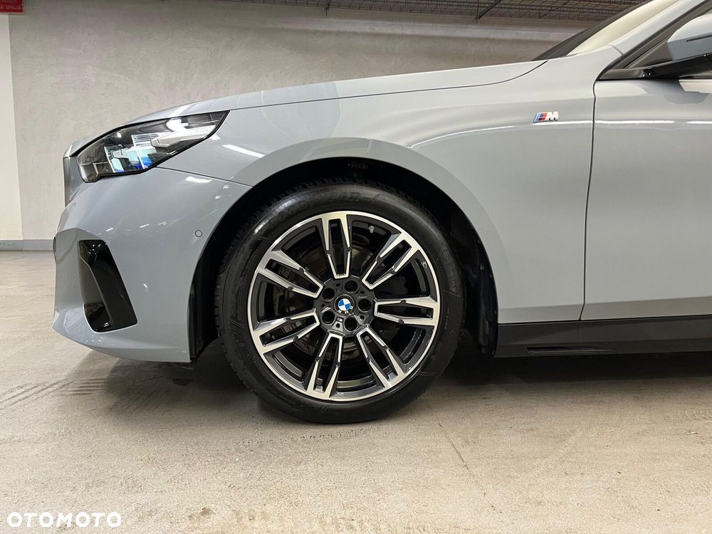 BMW Seria 5 520d xDrive mHEV M Sport - 16
