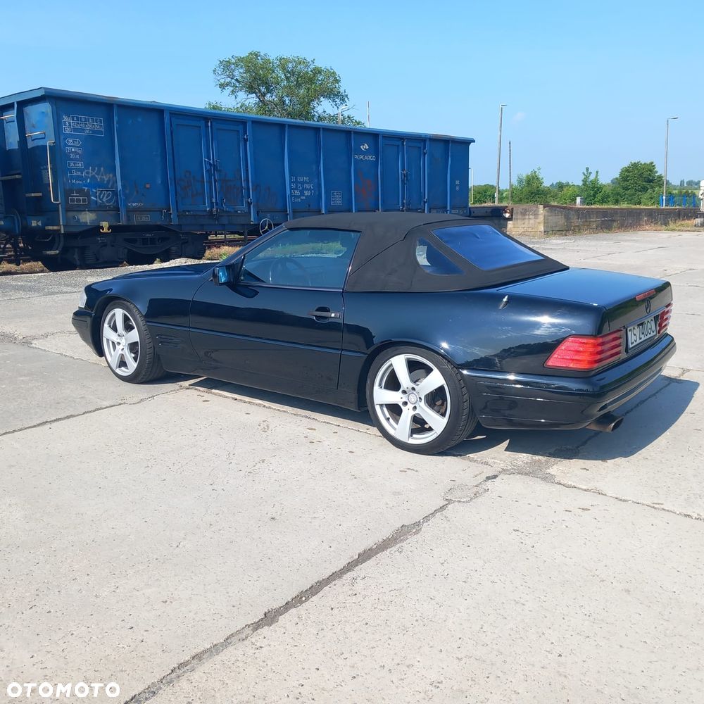 Mercedes-Benz SL - 13