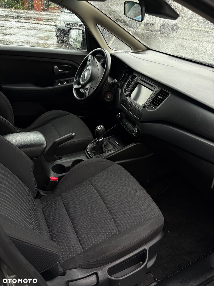 Kia Carens 1.6 GDI Business Line EU6 - 13