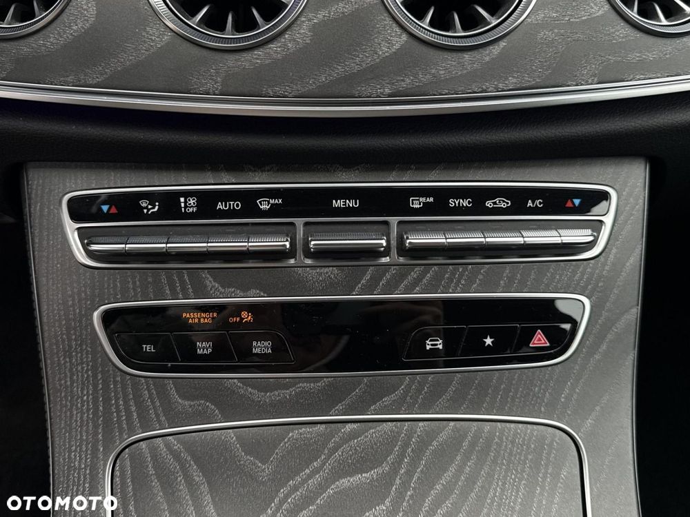 Mercedes-Benz CLS - 18