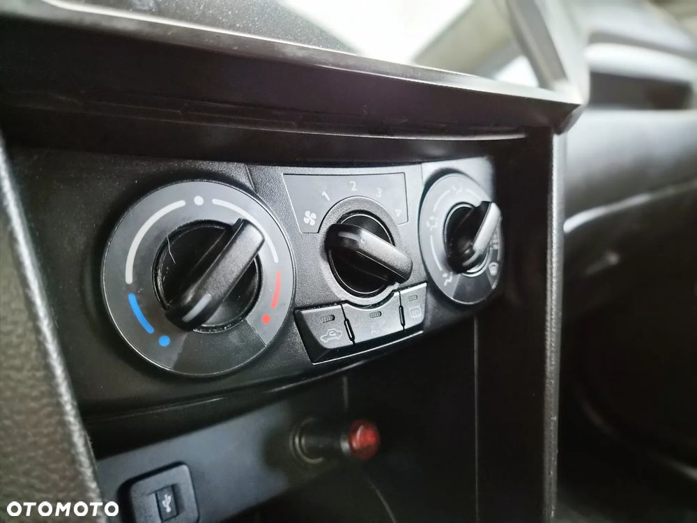 Suzuki Swift - 22