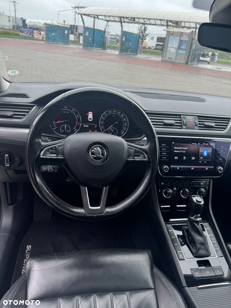 Skoda Superb 1.8 TSI DSG SportLine - 9