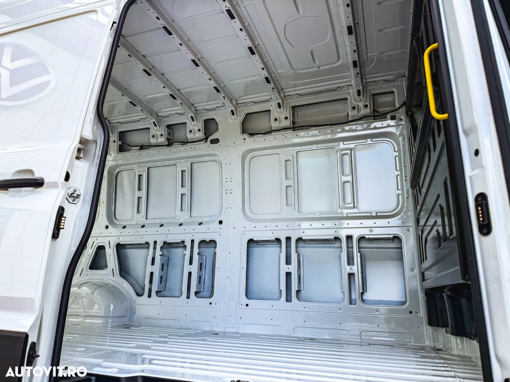 Volkswagen Crafter - 8