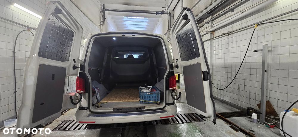 Volkswagen Transporter L2 4Motion DSG - 6