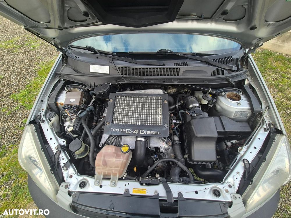 Toyota RAV4 D-4D 4x4 - 7