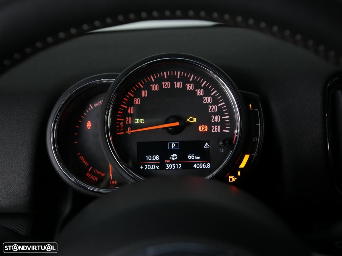 MINI Countryman Cooper SE ALL4 Auto - 17