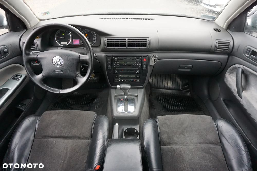 Volkswagen Passat 1.9 TDI Basis - 18