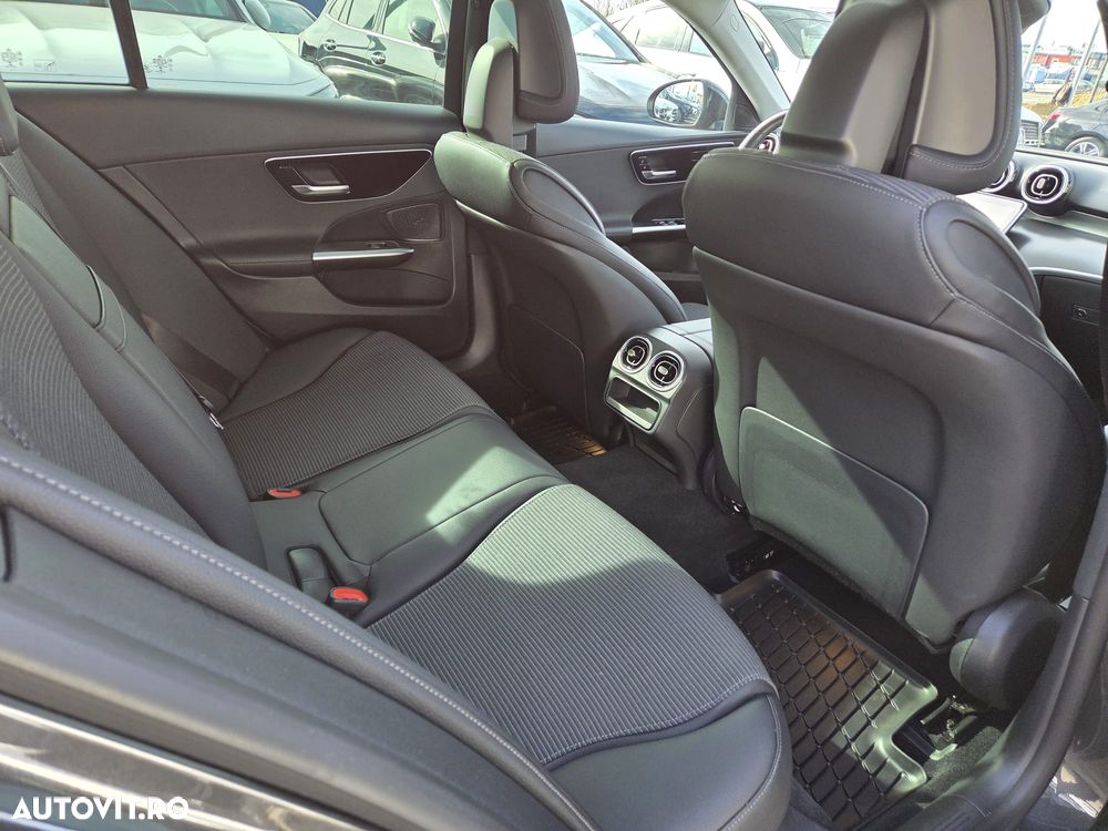 Mercedes-Benz C 220 d 9G-TRONIC - 12