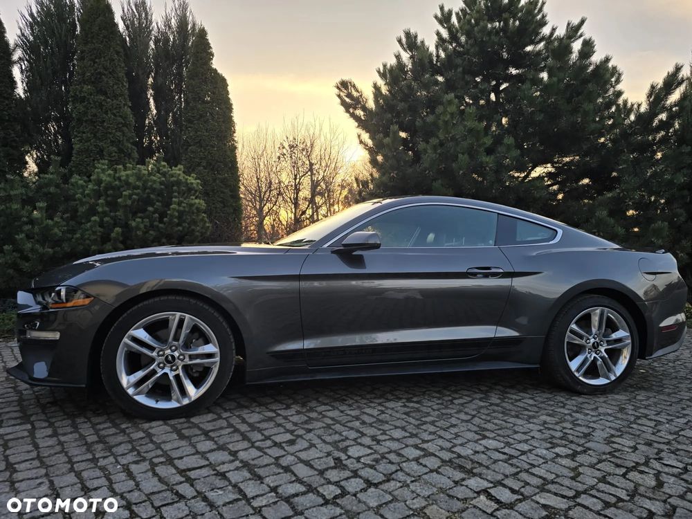 Ford Mustang 2.3 Eco Boost - 2