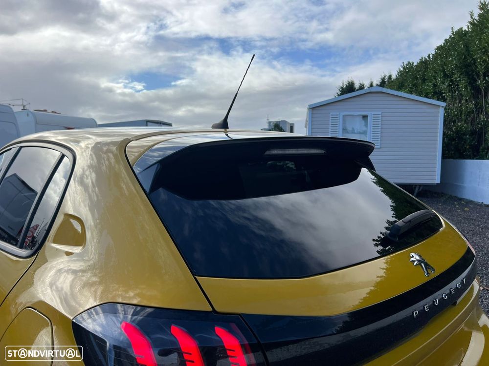 Peugeot 208 1.2 PureTech Allure - 23