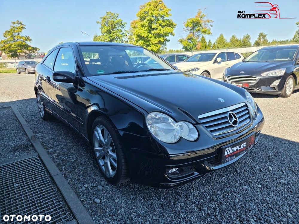 Mercedes-Benz C-Class 2006 photo 4
