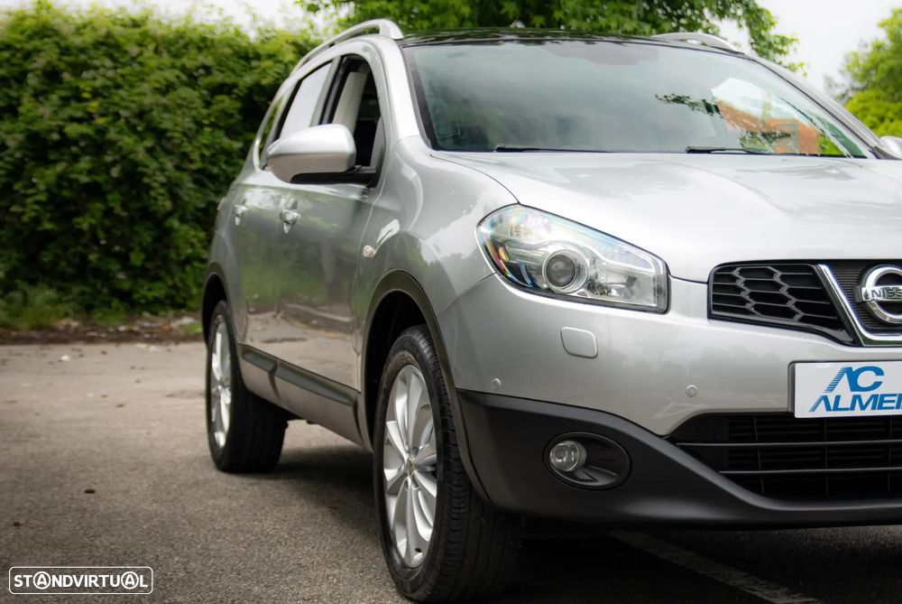 Nissan Qashqai +2 - 27
