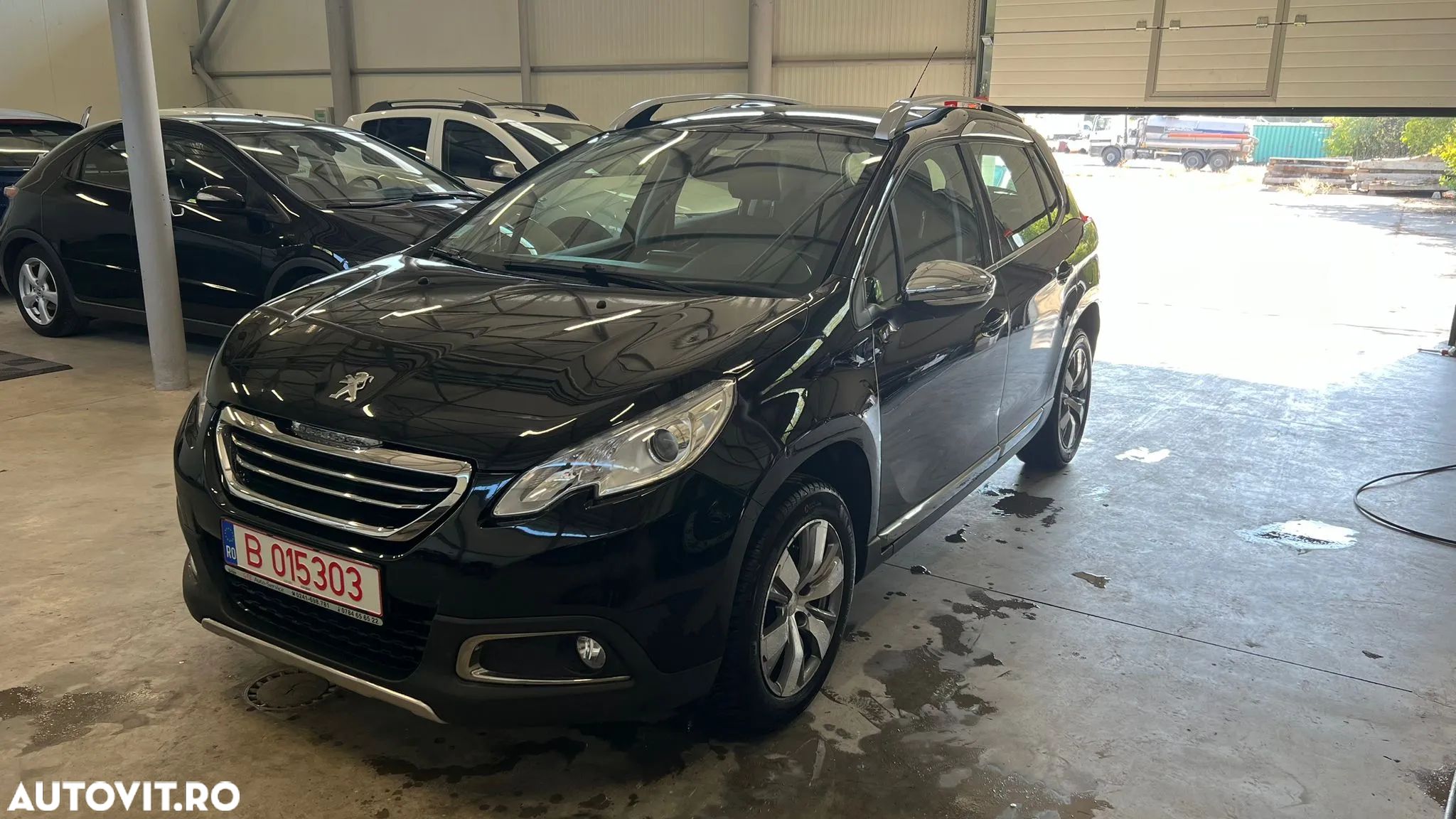 Peugeot 2008 PureTech 110 Stop&Start Active - 1