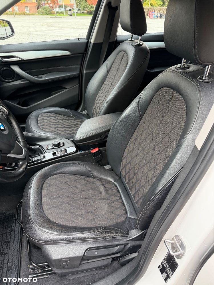 BMW X1 sDrive18i - 15