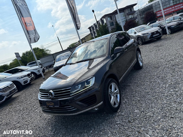 Volkswagen Touareg 3.0 V6 TDI SCR Blue Motion DPF Automatik Terrain Tech Exclusive