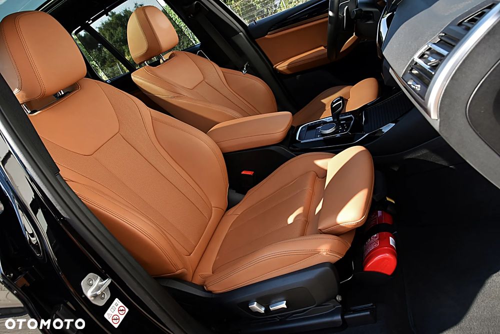 BMW X3 xDrive20i - 22