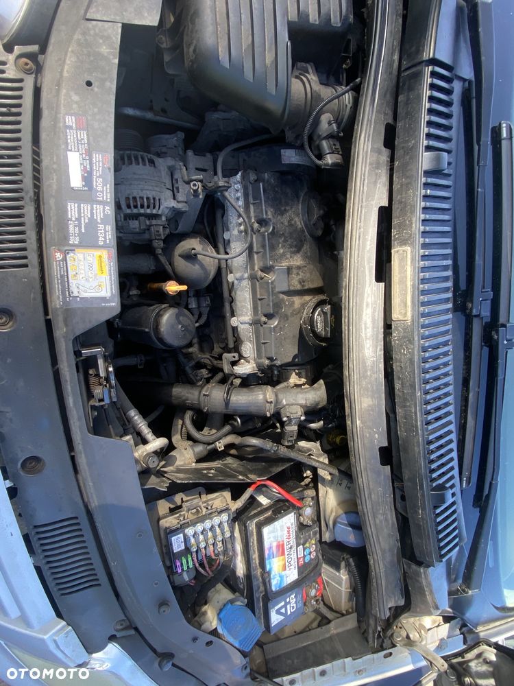 VW Sharan  NA CZĘŚCI - 3