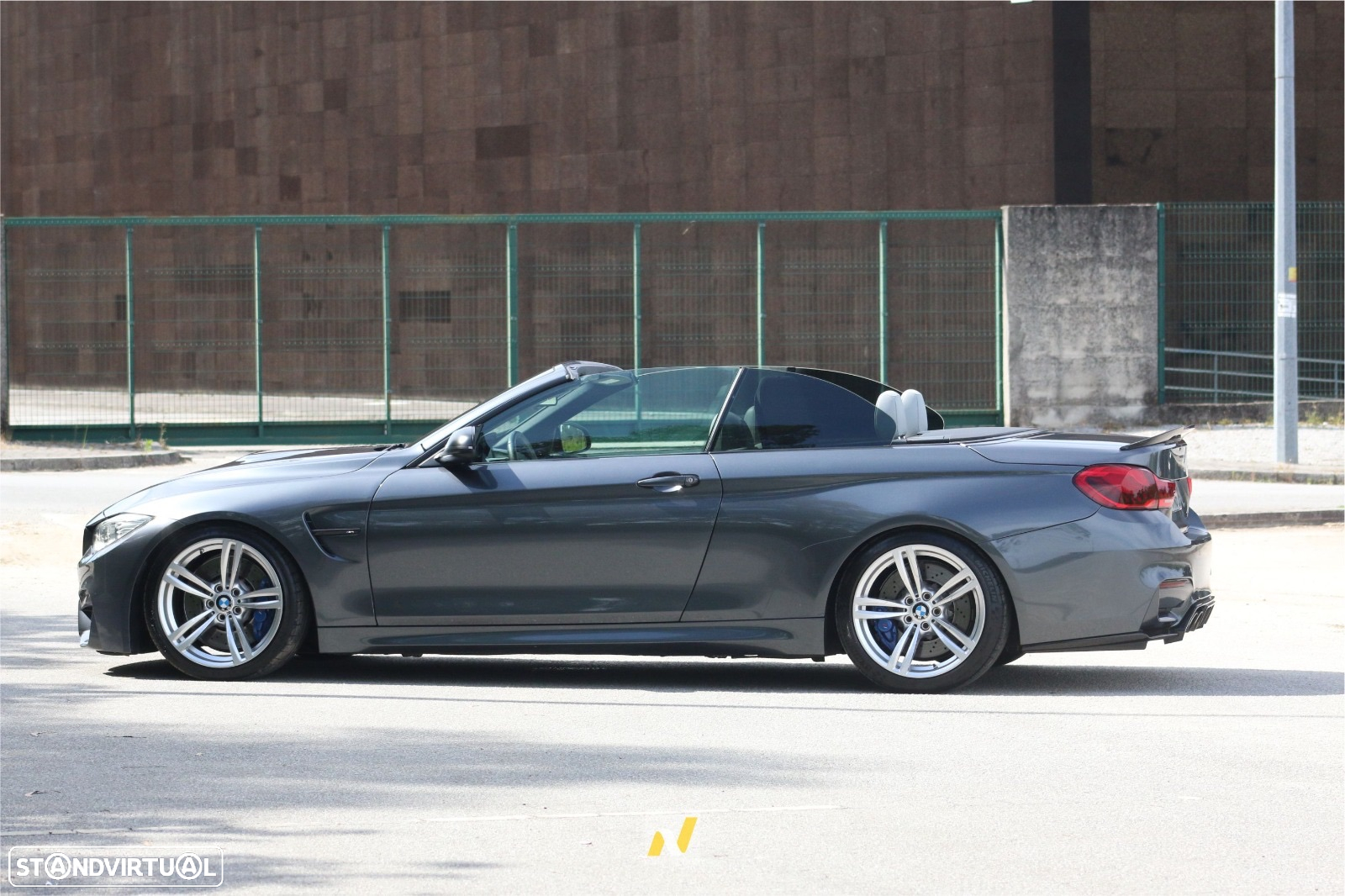 BMW M4 Auto - 28