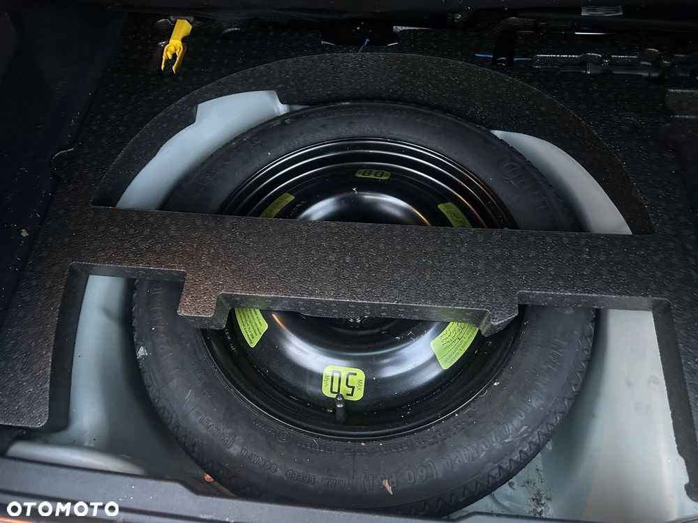 Peugeot 2008 BlueHDi FAP 120 STOP & START Allure - 23