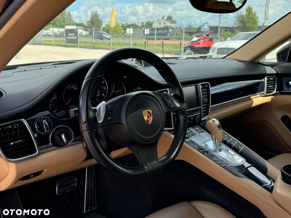 Porsche Panamera PDK Edition - 12