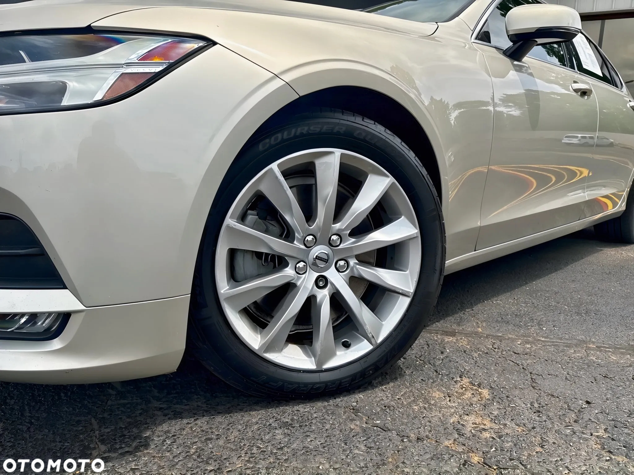 Volvo S90 T6 AWD Momentum - 3
