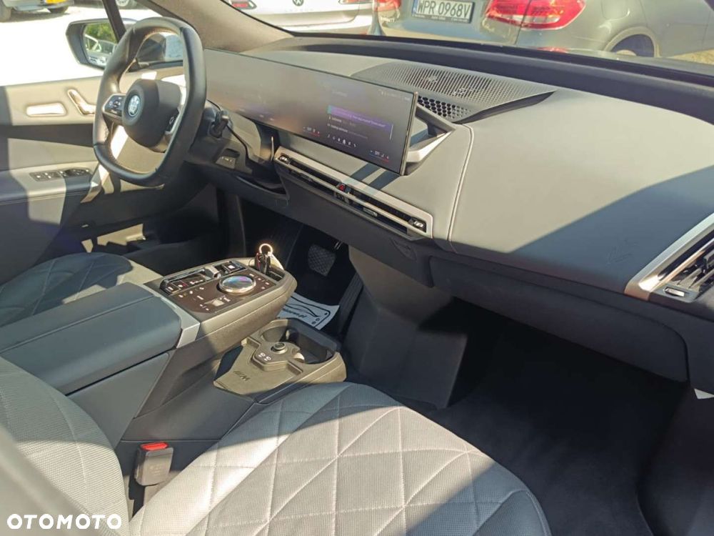 BMW iX M60 - 29