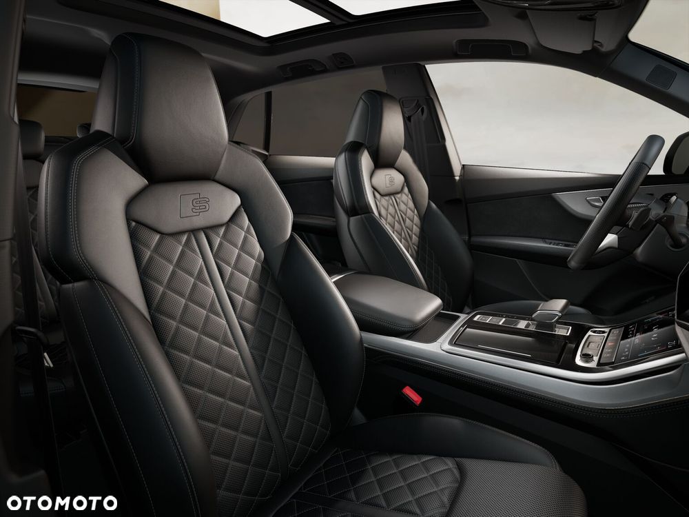Audi Q8 - 10