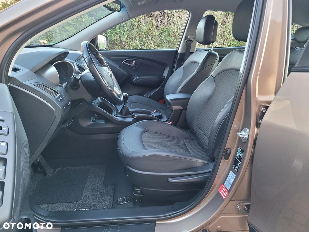 Hyundai ix35 2.0 2WD Trend - 14