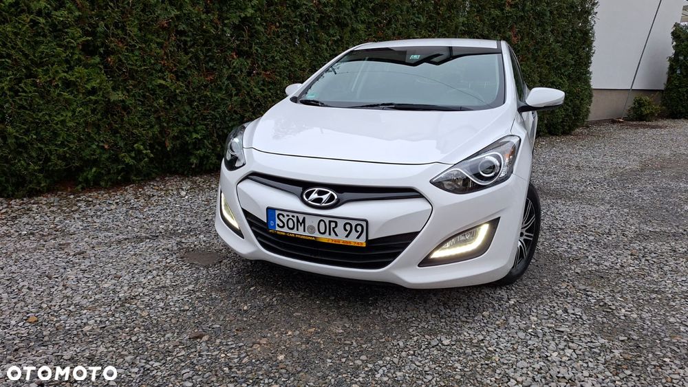 Hyundai i30 1.4 Fifa World Cup Edition - 32