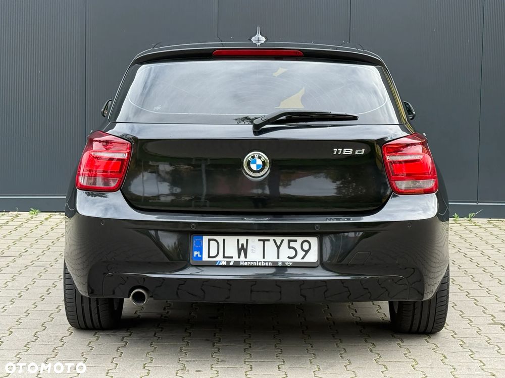 BMW Seria 1 118d - 11