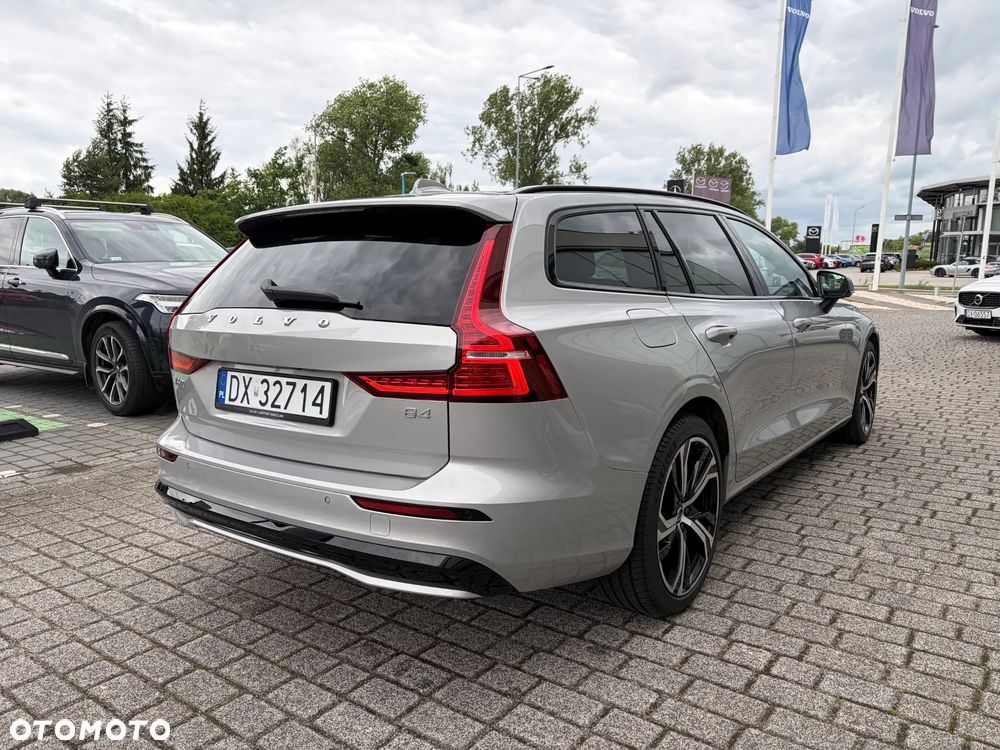 Volvo V60 B4 B Plus Dark - 7