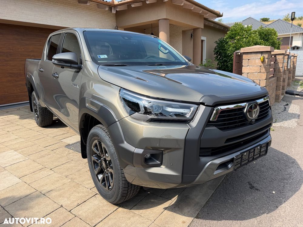 Toyota Hilux 2.8D MHEV Double Cab 6AT AWD Invincible - 2
