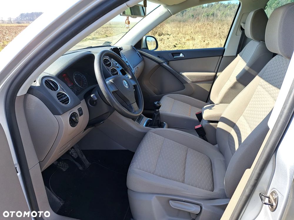 Volkswagen Tiguan 2.0 TSI 4Motion Track & Field - 9