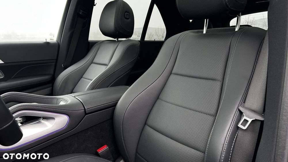 Mercedes-Benz GLE 300 d mHEV 4-Matic AMG Line - 11