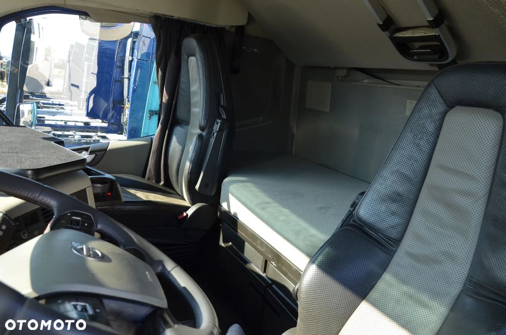Volvo FH 500 XL / PEŁEN ADR ! / KLIMA P. / SKÓRY / XENON / LED / ACC / NAVI / WAGA / TUNER TV / 9950 - 14