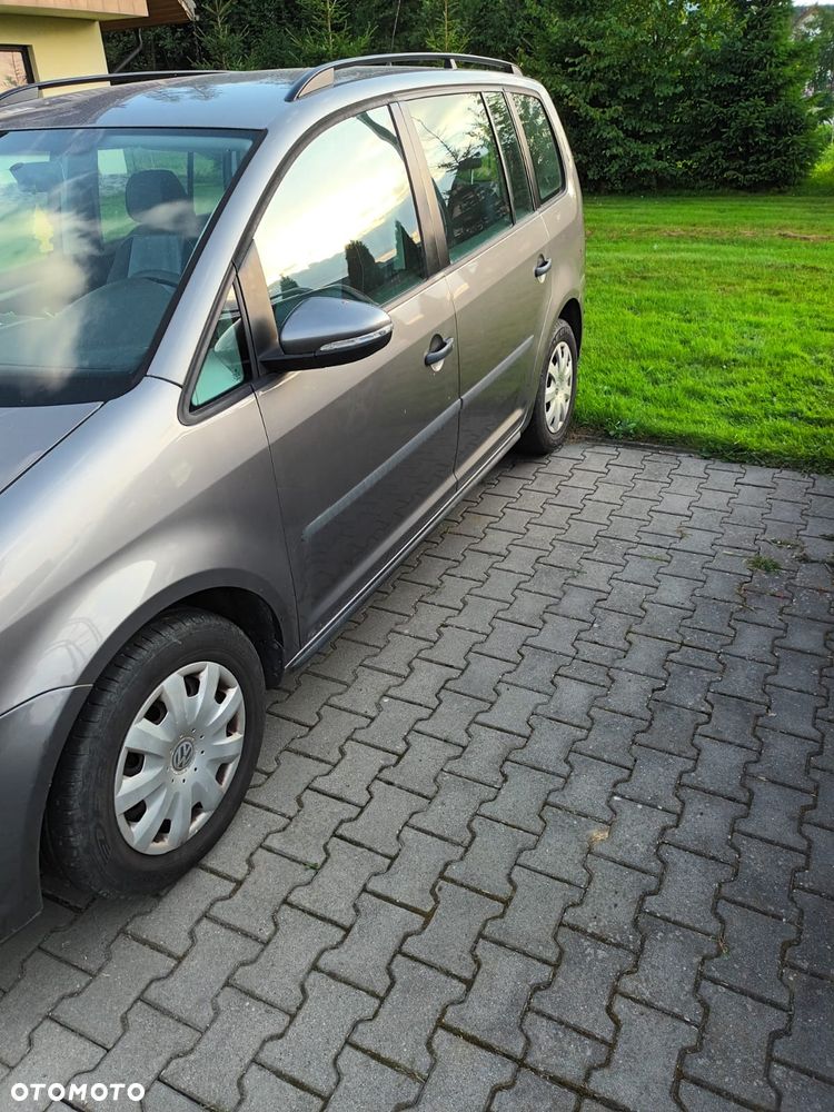 Volkswagen Touran 1.9 TDI Conceptline - 3