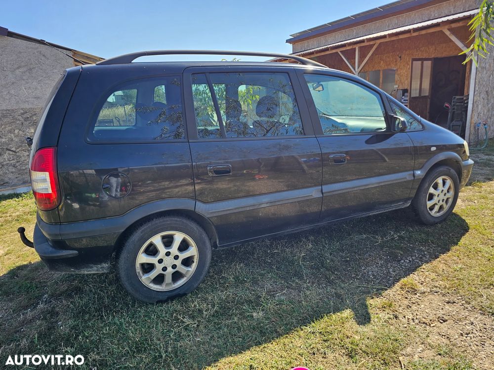Opel Zafira 1.8 Njoy - 4