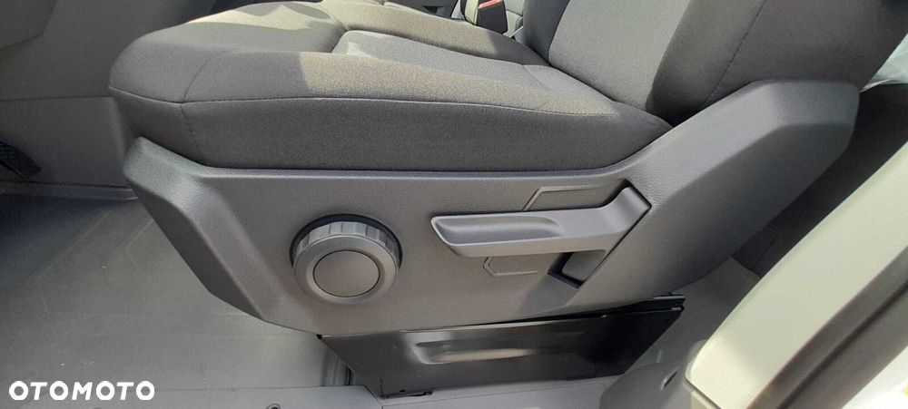 Volkswagen Crafter 35 2.0 TDI ChDC 4490 177 KM DOKA - 12